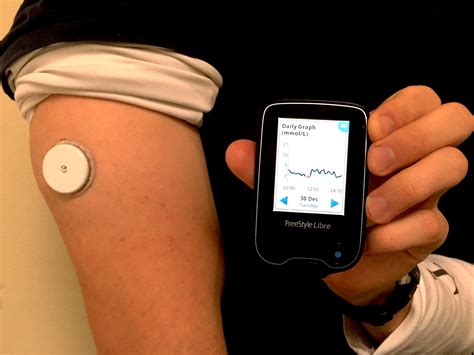 libre 3 blood glucose meter.